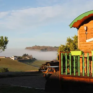la-roulotte-du-cos.midi-pyreneeshotels.com/